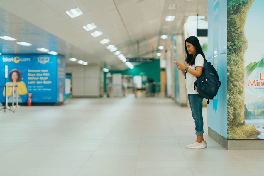 8 out of 10 travelers have experienced problems while on a trip this year. Common issues include higher prices than expected (57%), long waits (29%), and poor customer service (27%).

